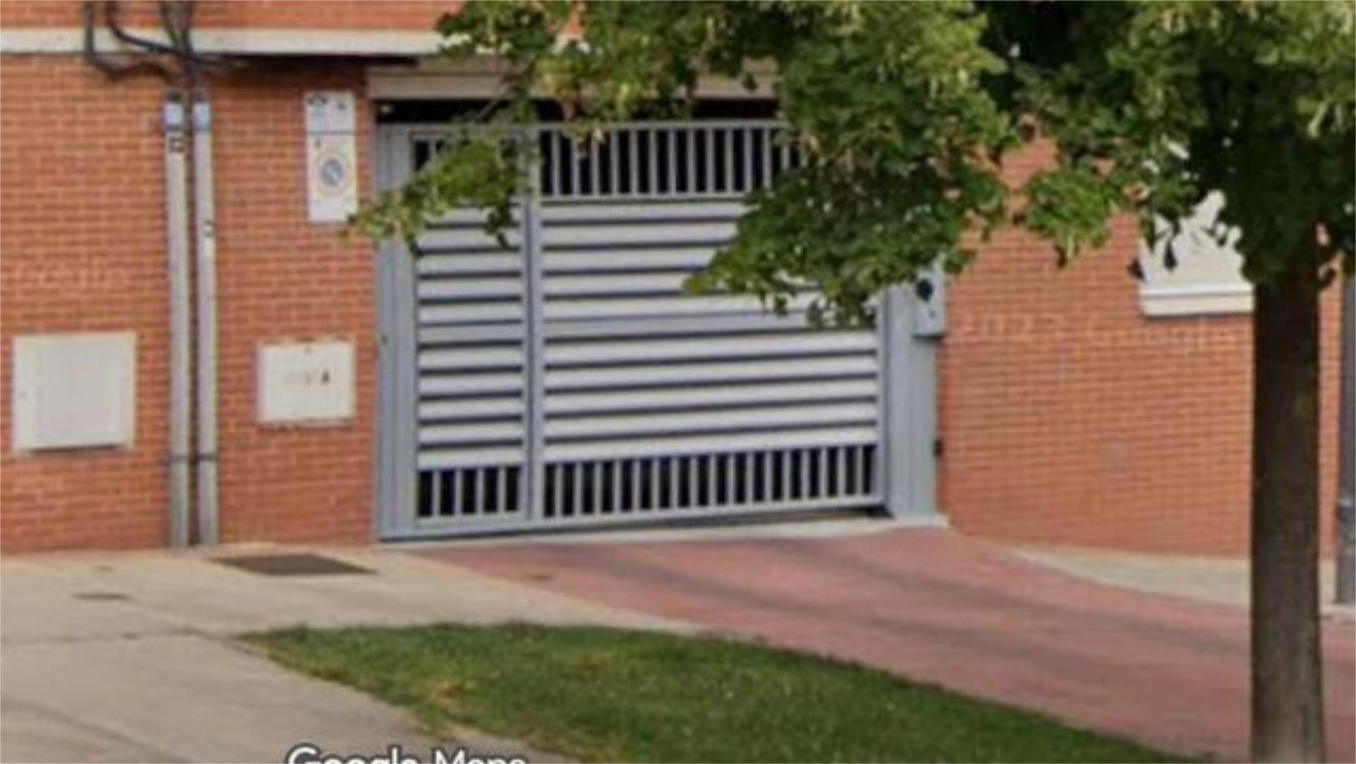 Parking of Garage to rent in  Logroño