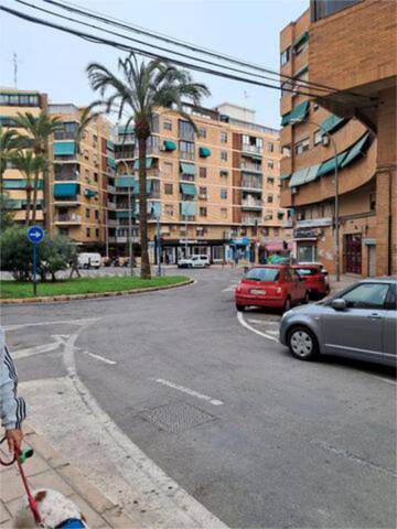 Garaje en Alquiler en Campoamor