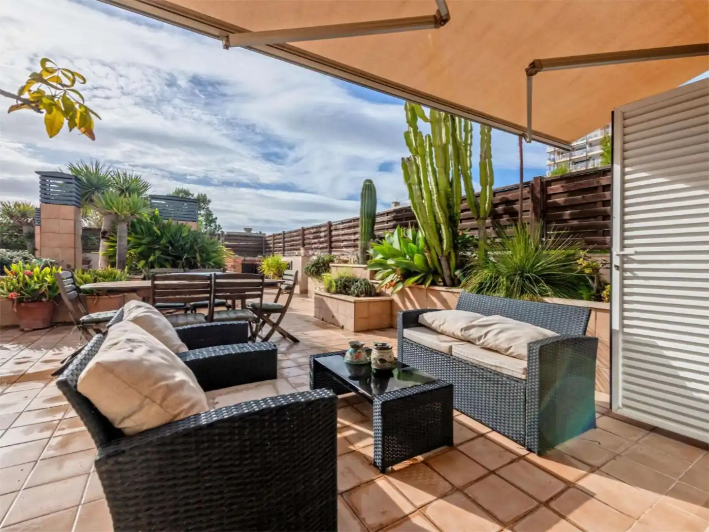 Terraza de Piso en venta en  Palma de Mallorca con Aire acondicionado, Terraza y Piscina