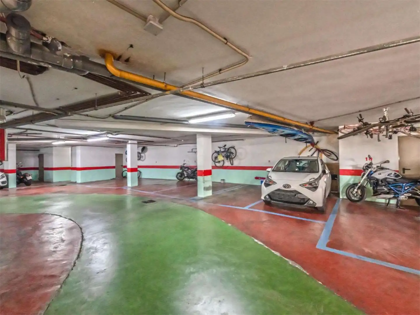 Parking de Piso en venta en  Palma de Mallorca con Aire acondicionado, Terraza y Piscina