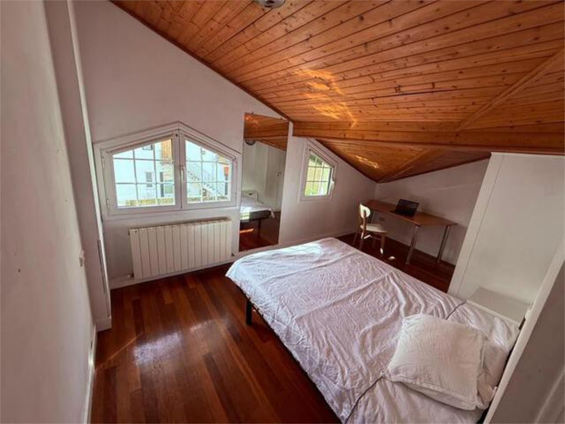 Bedroom of House or chalet to share in Donostia - San Sebastián   with Heating, Private garden and Terrace
