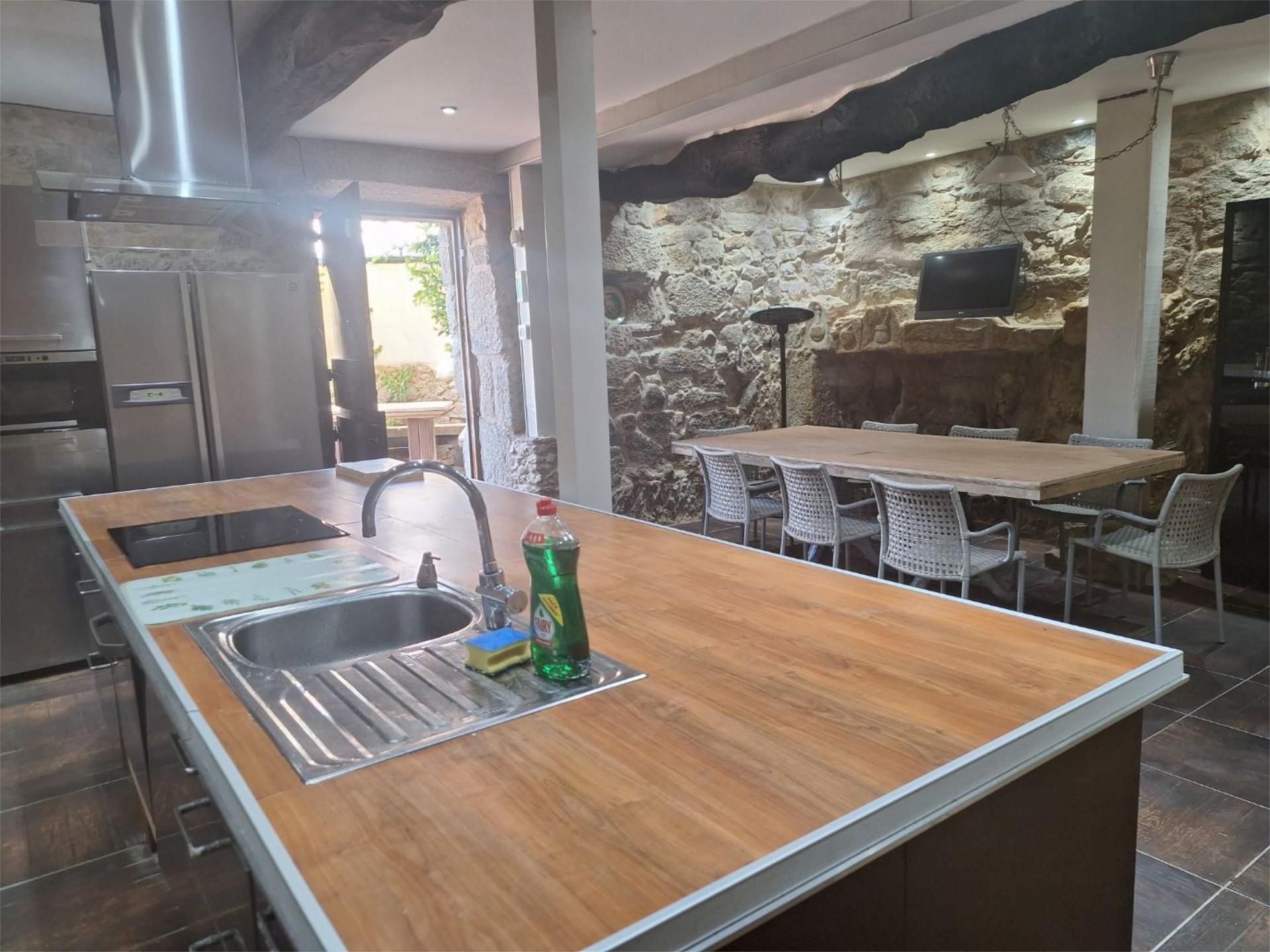 Flat to share in Camiño Fontela, 102, Coruxo - Oia - Saiáns Kitchen of Flat to share in Vigo   with Terrace, Furnished and Balcony