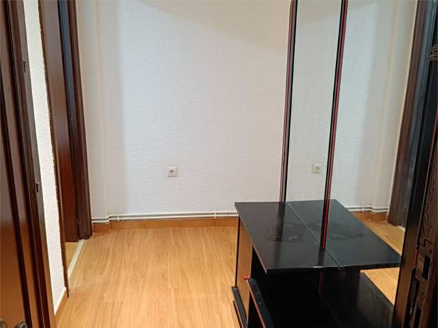 Piso en Alquiler en Calle de San Roque, 25 en Barrio de Delicias