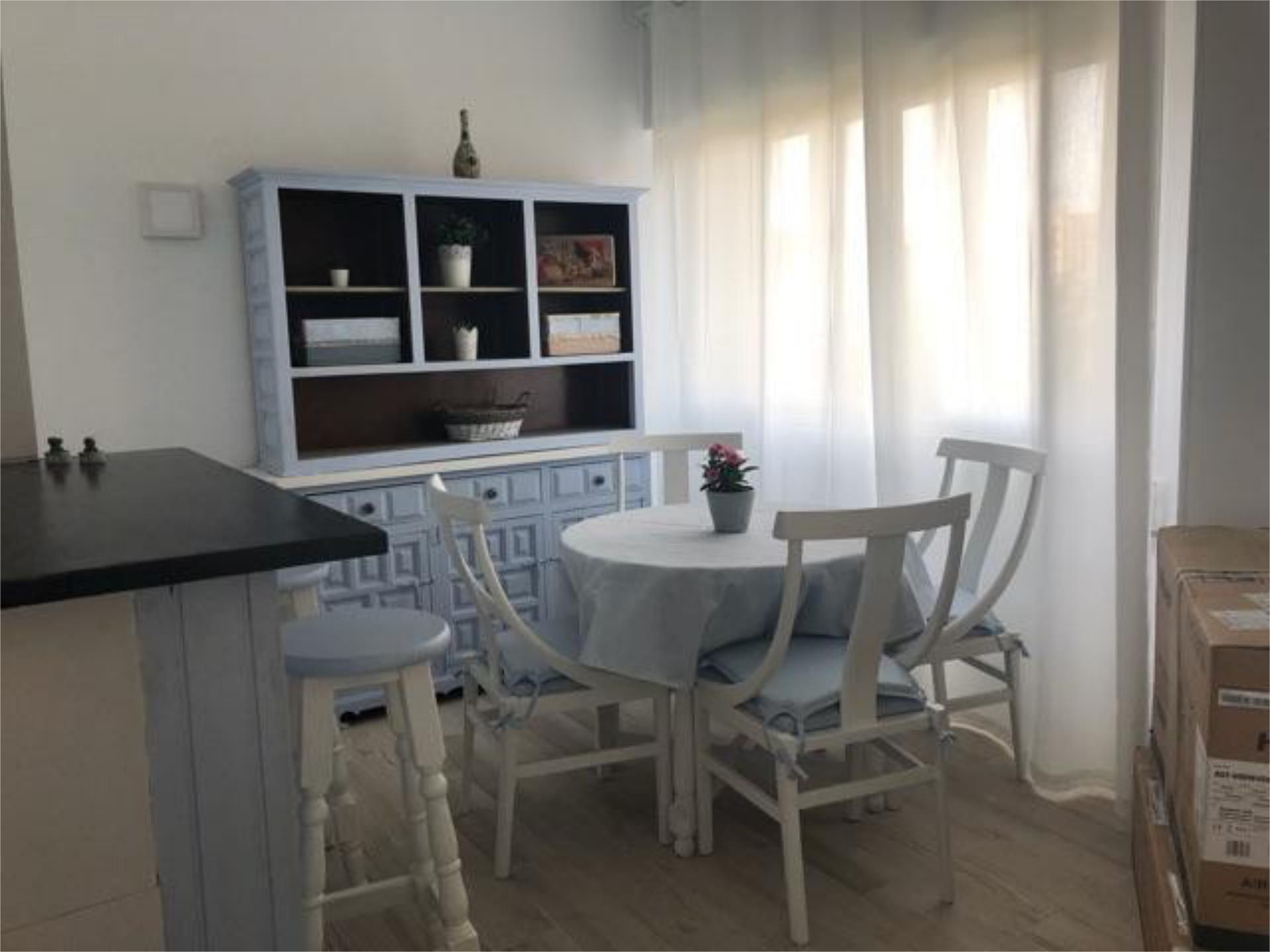Comedor de Apartamento de alquiler en Roquetas de Mar con Jardín privado, Terraza y Piscina