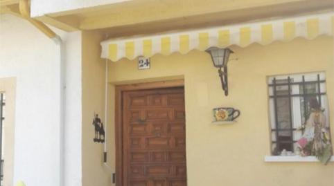 Foto 2 de Casa adosada en venda a Calle Virgen del Rosario, 24, Olías del Rey, Toledo