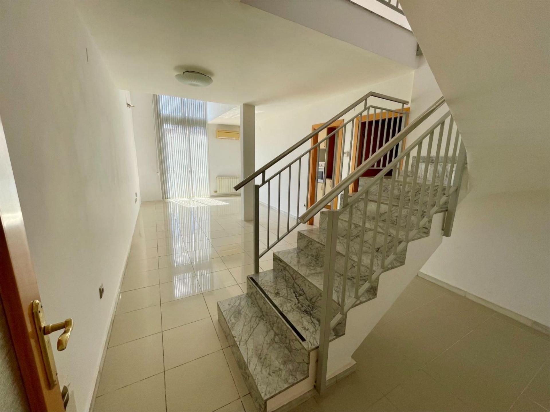 Duplex for sale in Carrer de Maria Gimferrer, 13, Sant Vicenç de Castellet Duplex for sale in Sant Vicenç de Castellet  with Air Conditioner, Terrace and Balcony