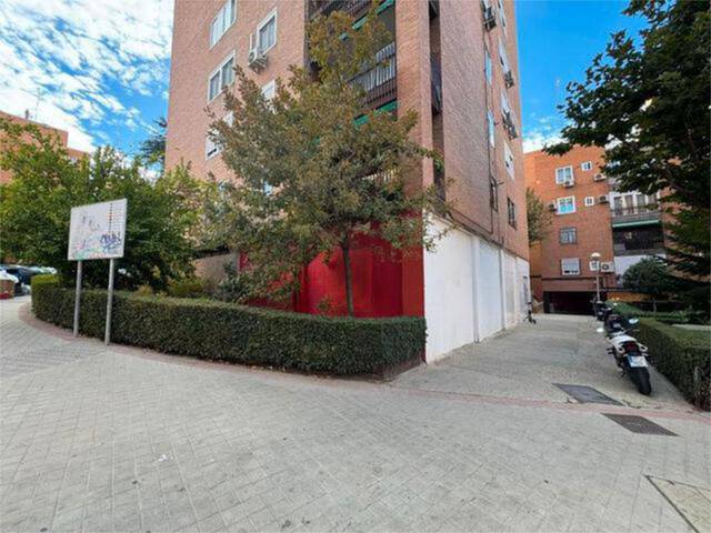 Piso en Venta en Valdezarza