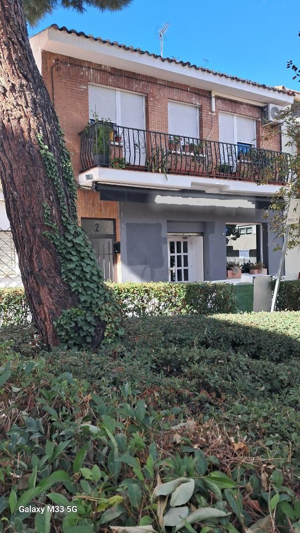 Vista exterior de Local de lloguer en Pozuelo de Alarcón amb Aire condicionat i Calefacció