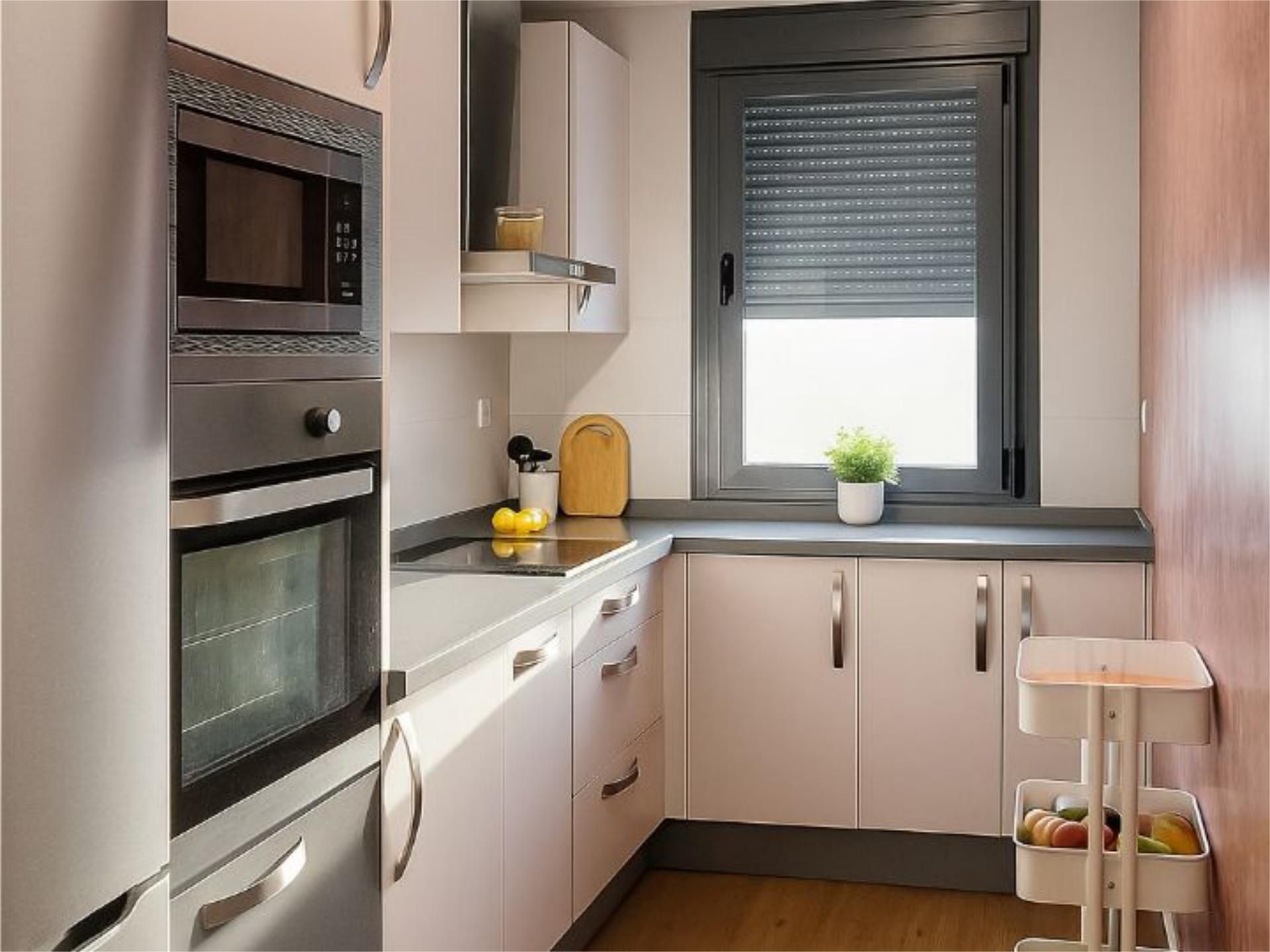 Kitchen of Flat for sale in  Sevilla Capital  with Air Conditioner