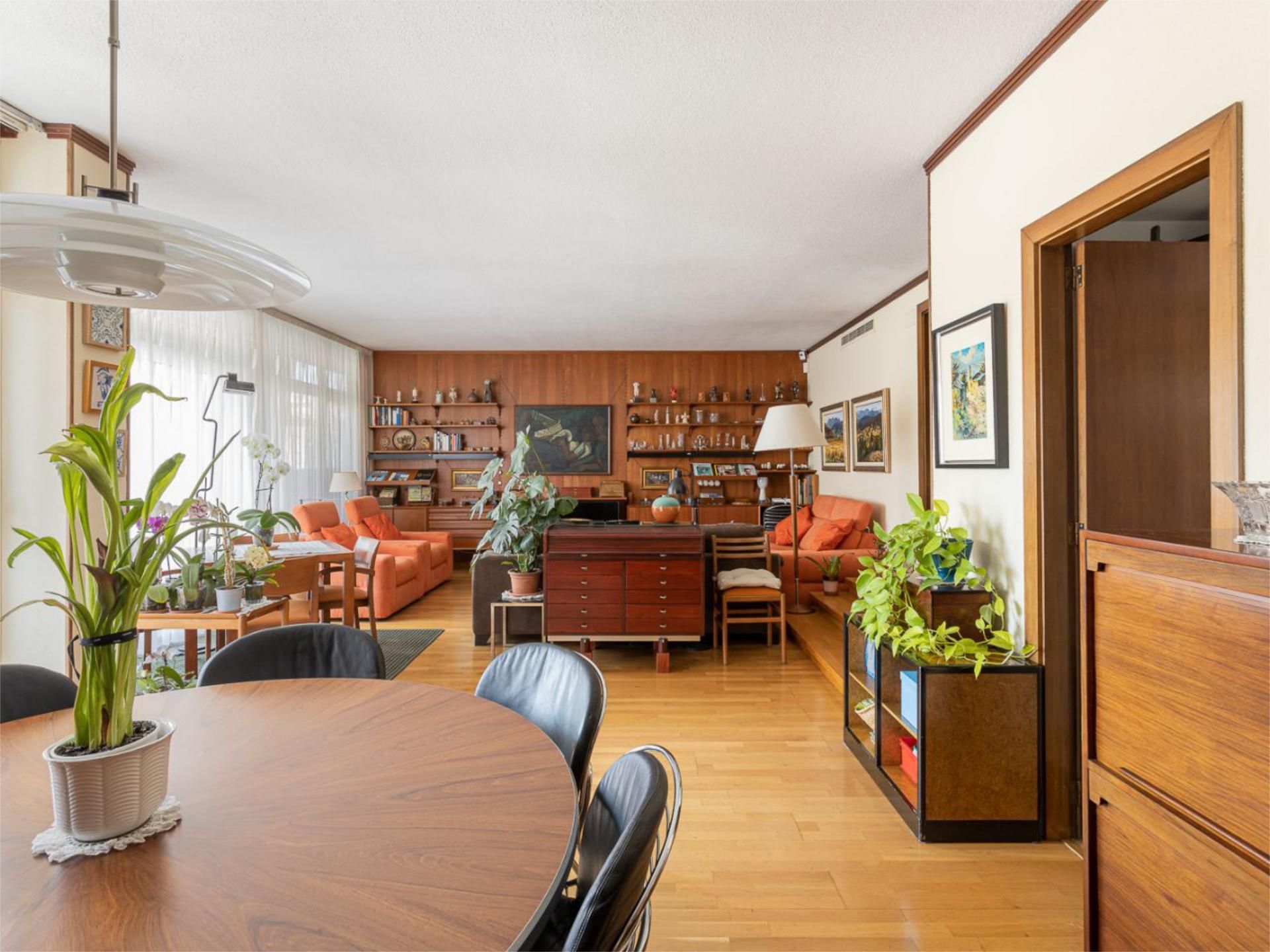 Pis en venda a Carrer de les Termes Romanes, 6, Centre Sala d'estar de Pis en venda en Badalona amb Aire condicionat, Calefacció i Parquet