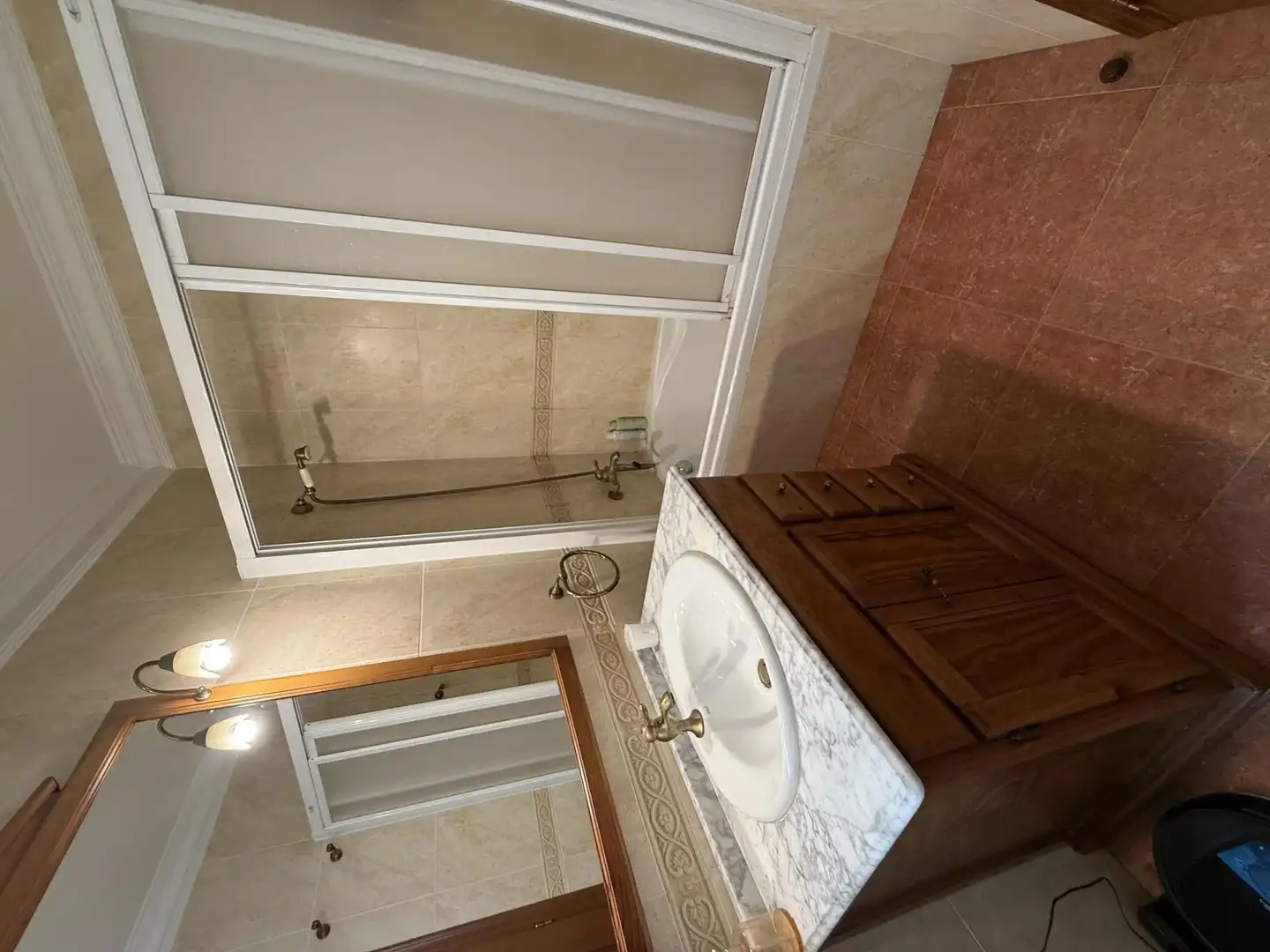 Baño de Piso en venta en Navarrés con Aire acondicionado, Terraza y Balcón
