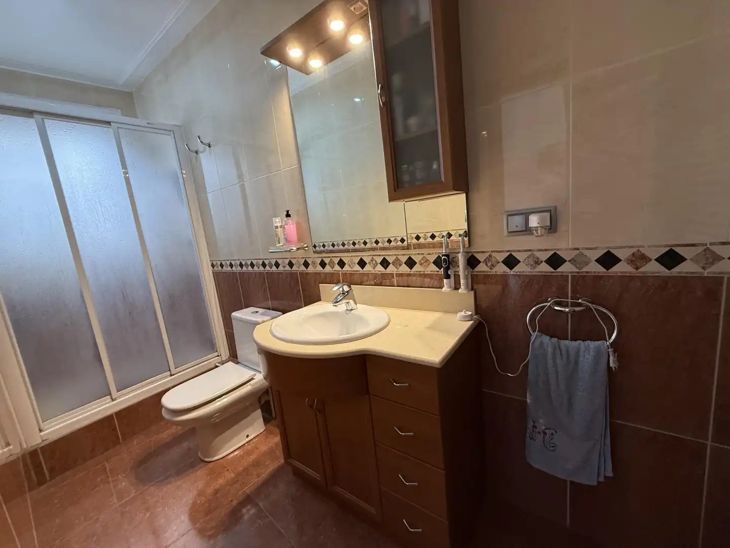 Baño de Piso en venta en Navarrés con Aire acondicionado, Terraza y Balcón