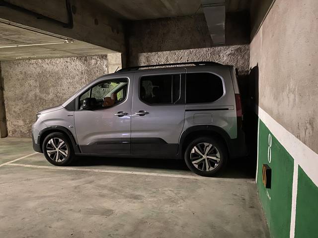 Garaje en Venta en Carrer de Ballester, 46 en El Putget i el Farró