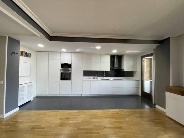 Piso en Venta en Avenida Nuevo Mundo, 2126 en Sector S