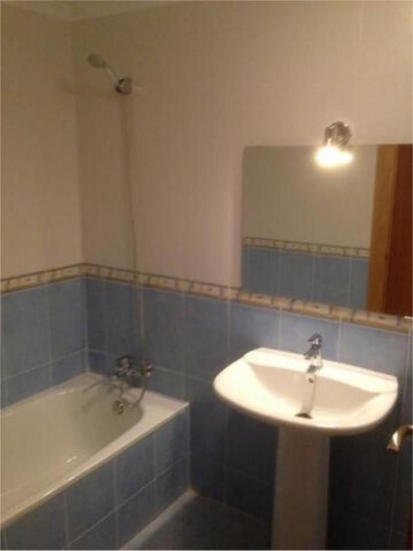 Bany de Pis de lloguer en  Murcia Capital amb Calefacció, Terrassa i Traster