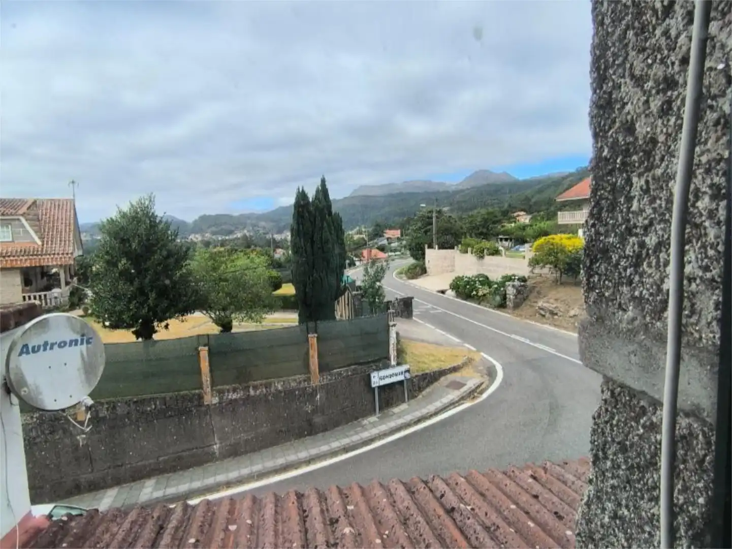Casa o xalet en venda a Gándara, 41, Gondomar Vista exterior de Casa o xalet en venda en Gondomar amb Traster, Moblat i Balcó