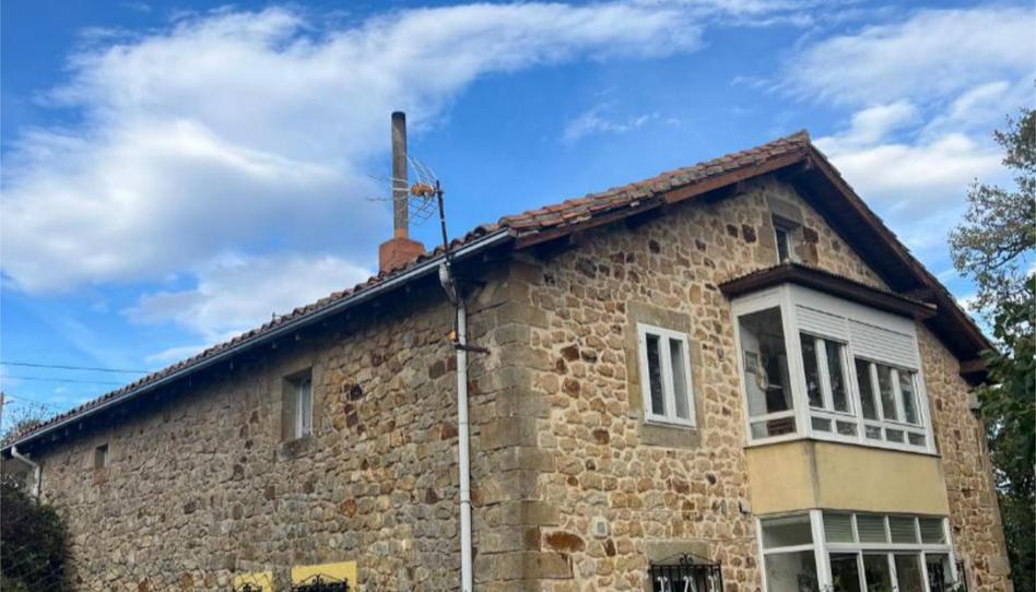 Casa o chalet en venta en Barrio la Riva, 7, Campoo de Yuso, Cantabria - imagen 1 Foto 1 de Casa o chalet en venta en Barrio la Riva, 7, Campoo de Yuso, Cantabria