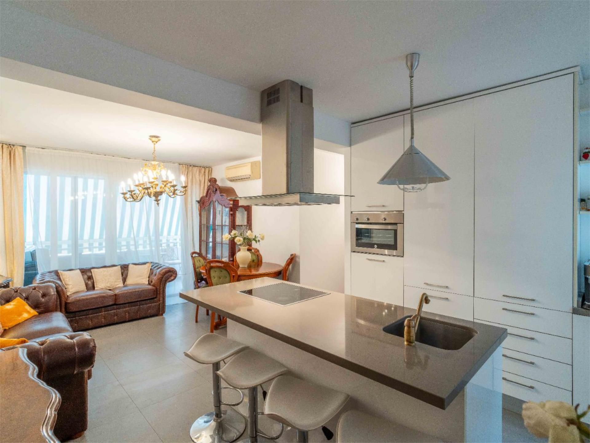 Kitchen of Flat for sale in Marbella  with Air Conditioner and Terrace