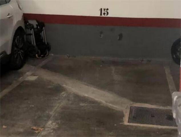 Garaje en Alquiler en Rosa Luxemburgo