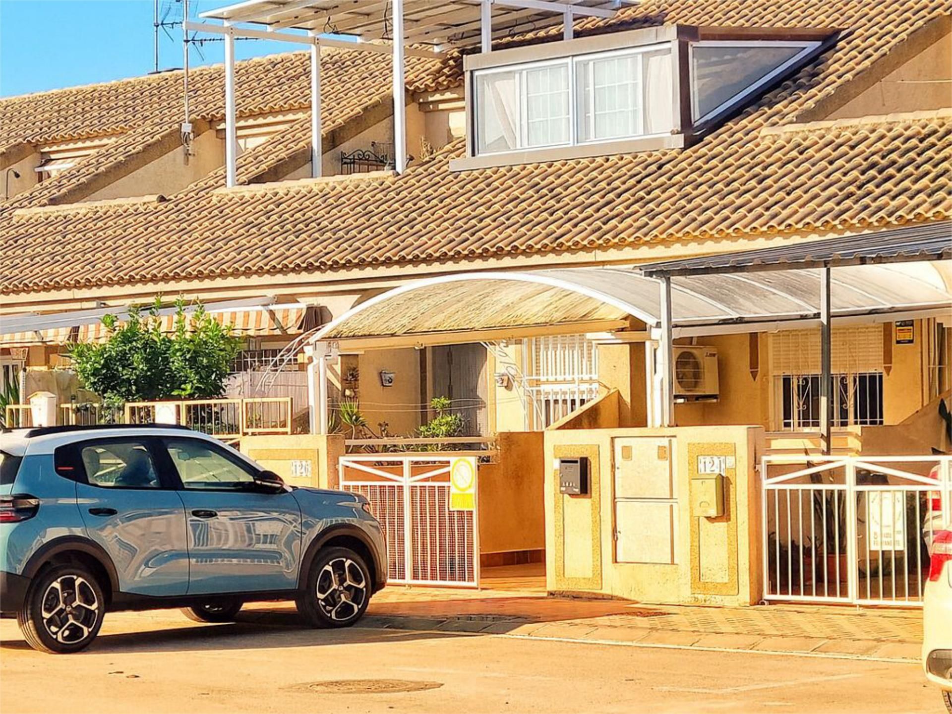 Duplex for sale in Calle Victoria, 126, Centro Exterior view of Duplex for sale in Los Alcázares  with Air Conditioner, Terrace and Balcony