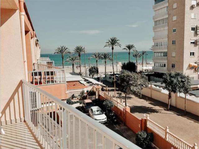 Piso en Alquiler en Calle Peñón de Ifach, 4 en Playa de San Juan
