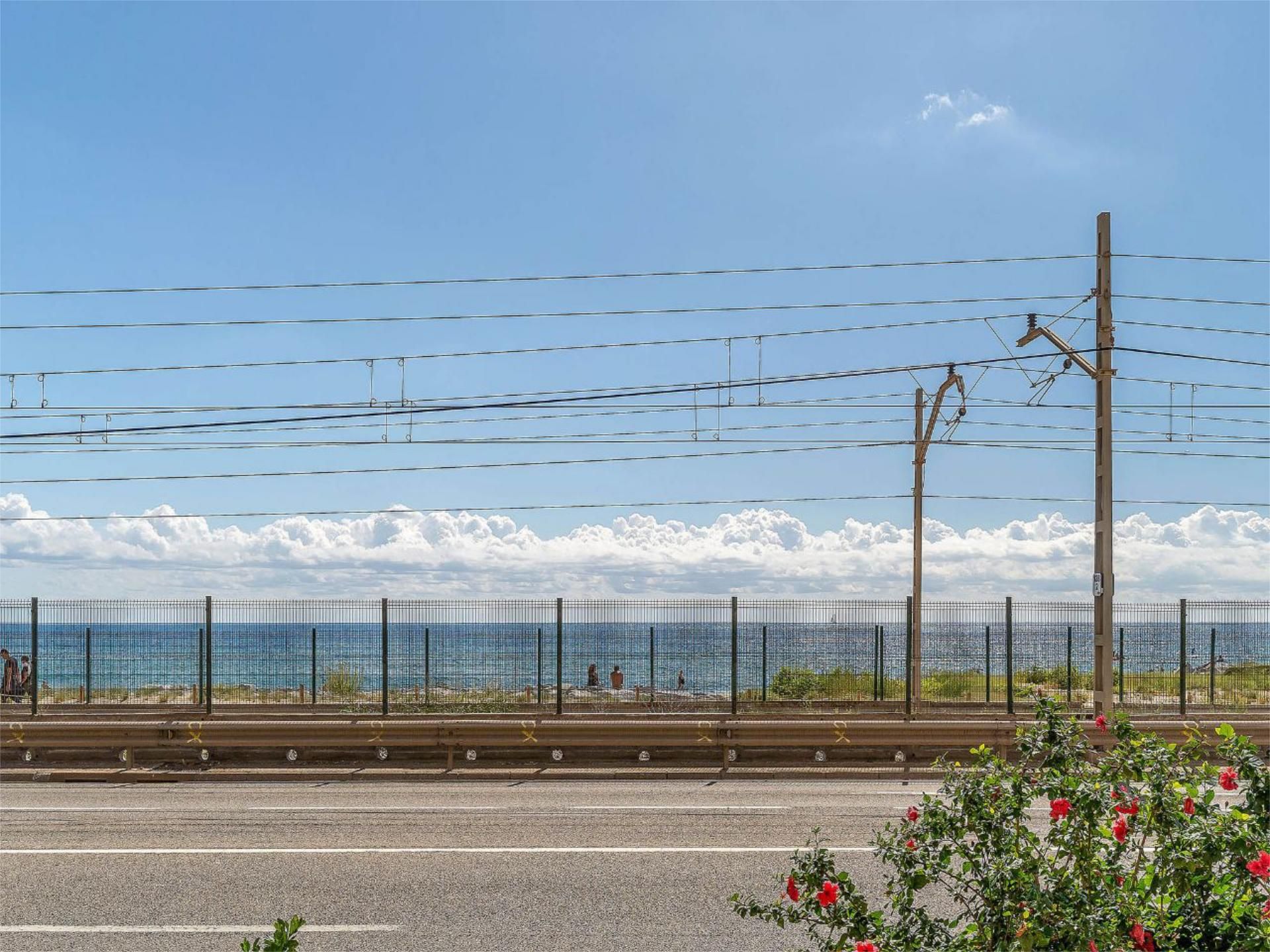Flat for sale in Carrer del Canonge Almera, 40, Centre Exterior view of Flat for sale in Vilassar de Mar  with Air Conditioner and Terrace