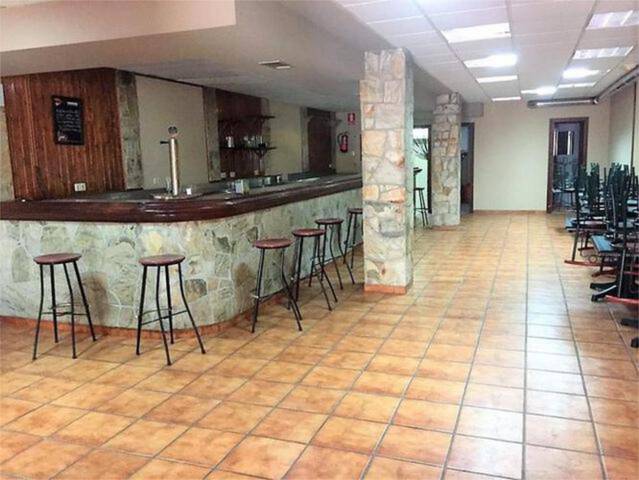 Local comercial en Alquiler en Pontedeume