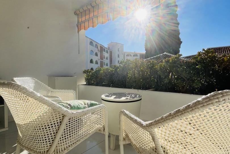 Photo 1 of Flat for sale in Avenida Los Pacos, 22, Los Pacos, Málaga