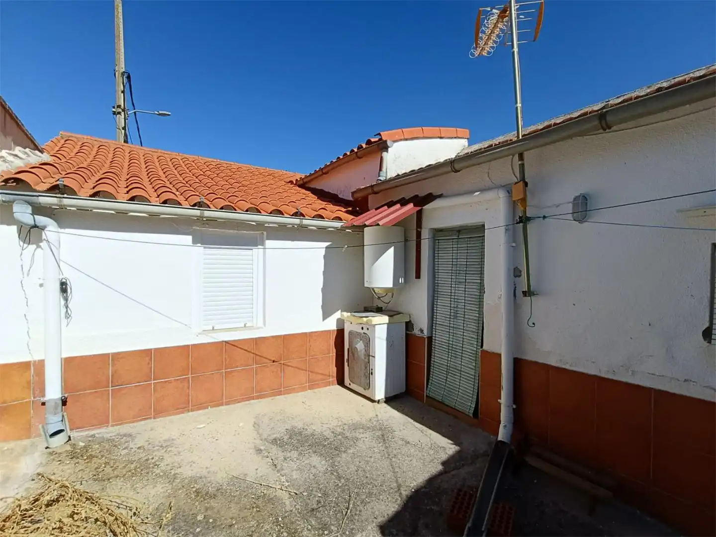 Vista exterior de Casa adosada en venda en Las Herencias
