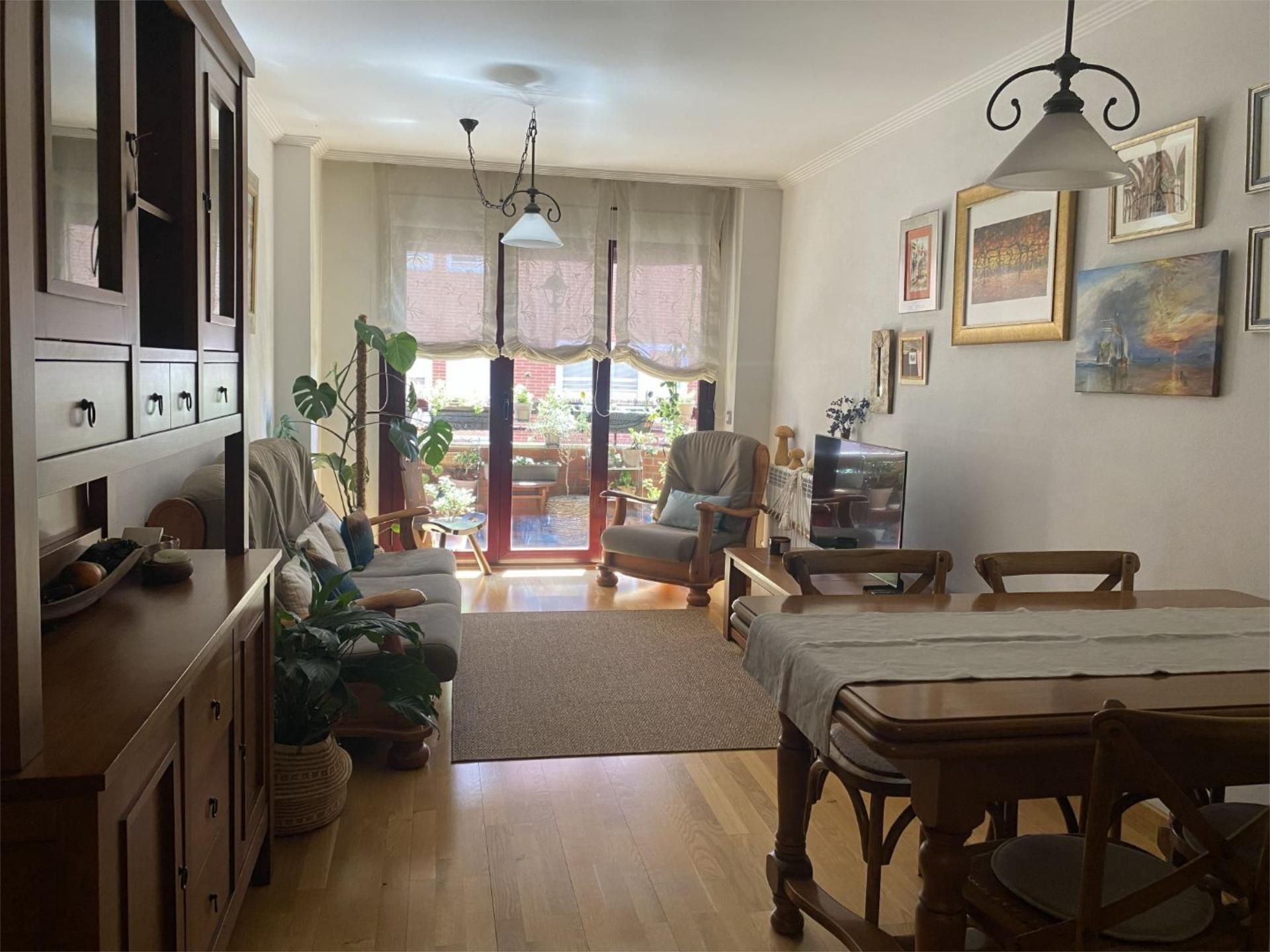 Flat for sale in Calle Murillo, 11, San Claudio - La Chantría Living room of Flat for sale in León Capital