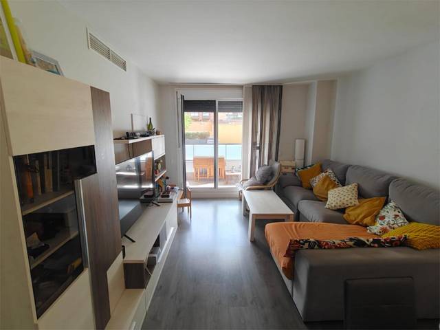 Piso en Alquiler en Calle Calcio, 11 en Butarque