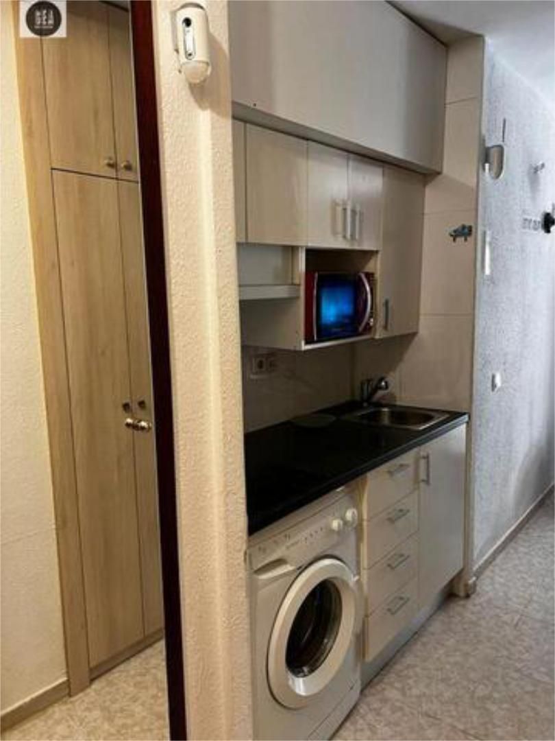 Cuina de Estudi en venda en Salou amb Terrassa i Piscina