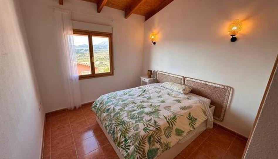 Casa adosada de lloguer a Relleu, Alicante - imatge 1 Foto 1 de Casa adosada de lloguer a Relleu, Alicante