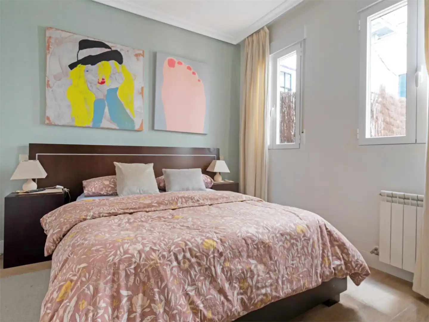 Flat for rent in Paseo de la Infanta Isabel, 13, Jerónimos Bedroom of Flat for rent in Madrid with Air Conditioner, Heating and Parquet flooring
