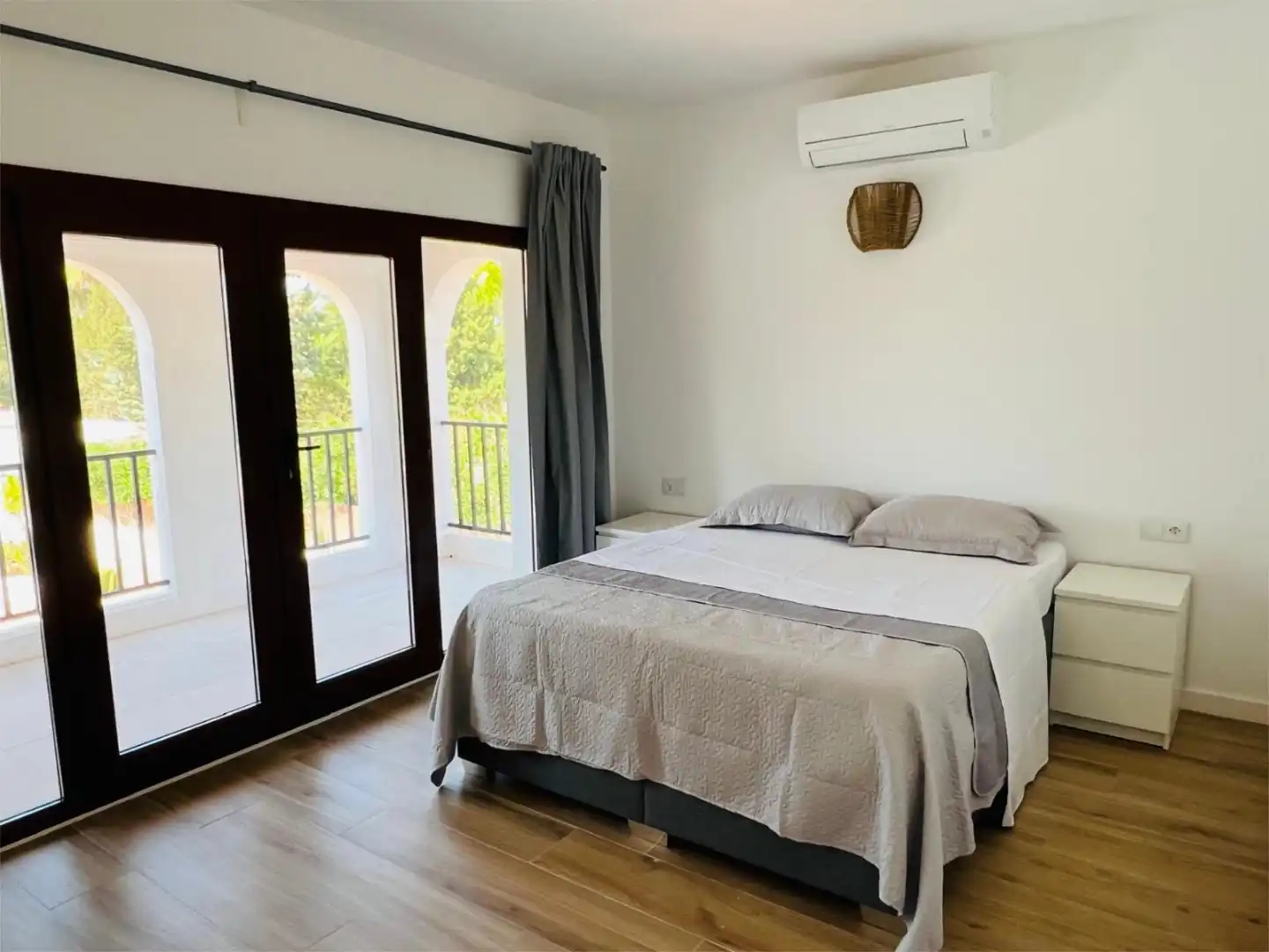 Habitación de Piso de alquiler en Sant Josep de sa Talaia con Aire acondicionado, Calefacción y Jardín privado