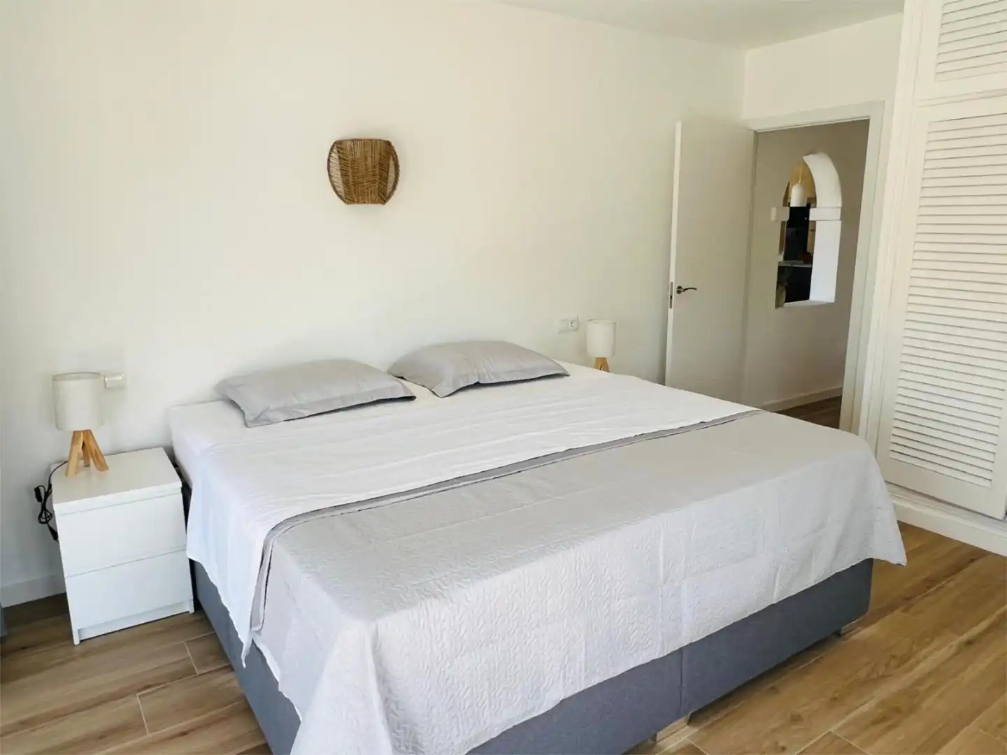 Habitación de Piso de alquiler en Sant Josep de sa Talaia con Aire acondicionado, Calefacción y Jardín privado