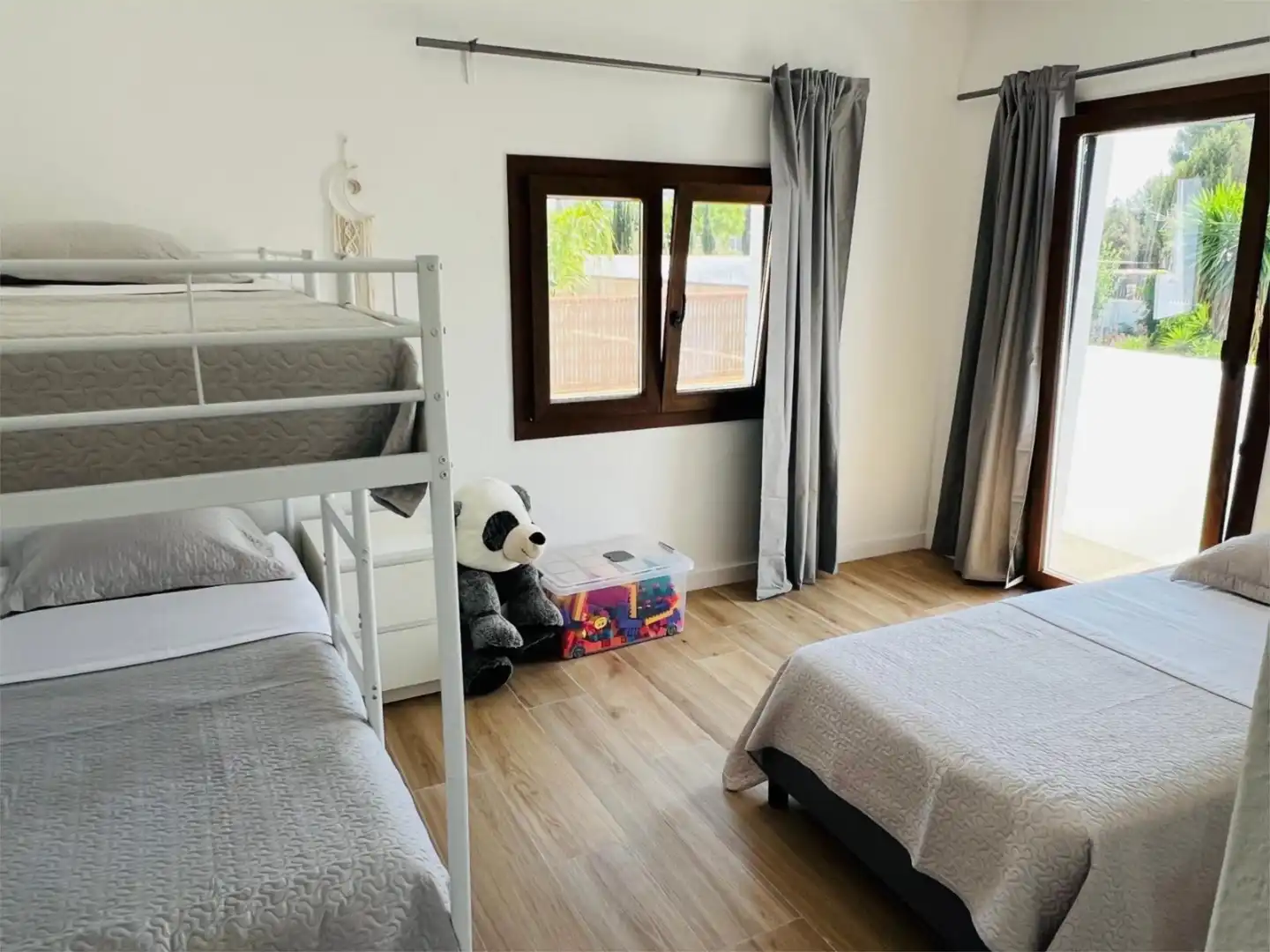 Habitación de Piso de alquiler en Sant Josep de sa Talaia con Aire acondicionado, Calefacción y Jardín privado