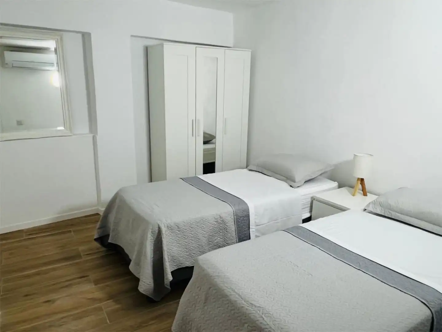 Habitación de Piso de alquiler en Sant Josep de sa Talaia con Aire acondicionado, Calefacción y Jardín privado