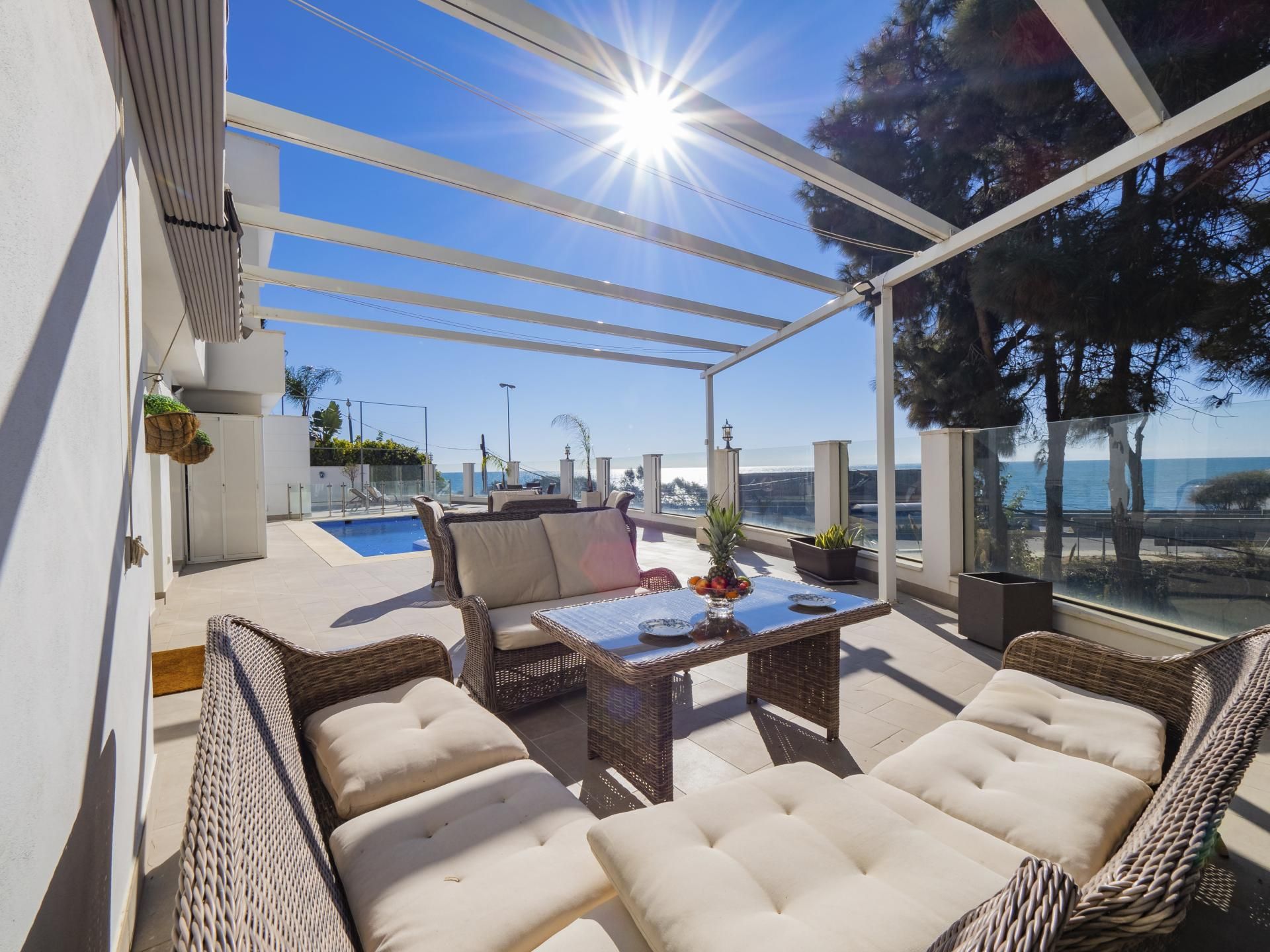 Terrace of House or chalet for sale in Mijas  with Air Conditioner, Heating and Private garden