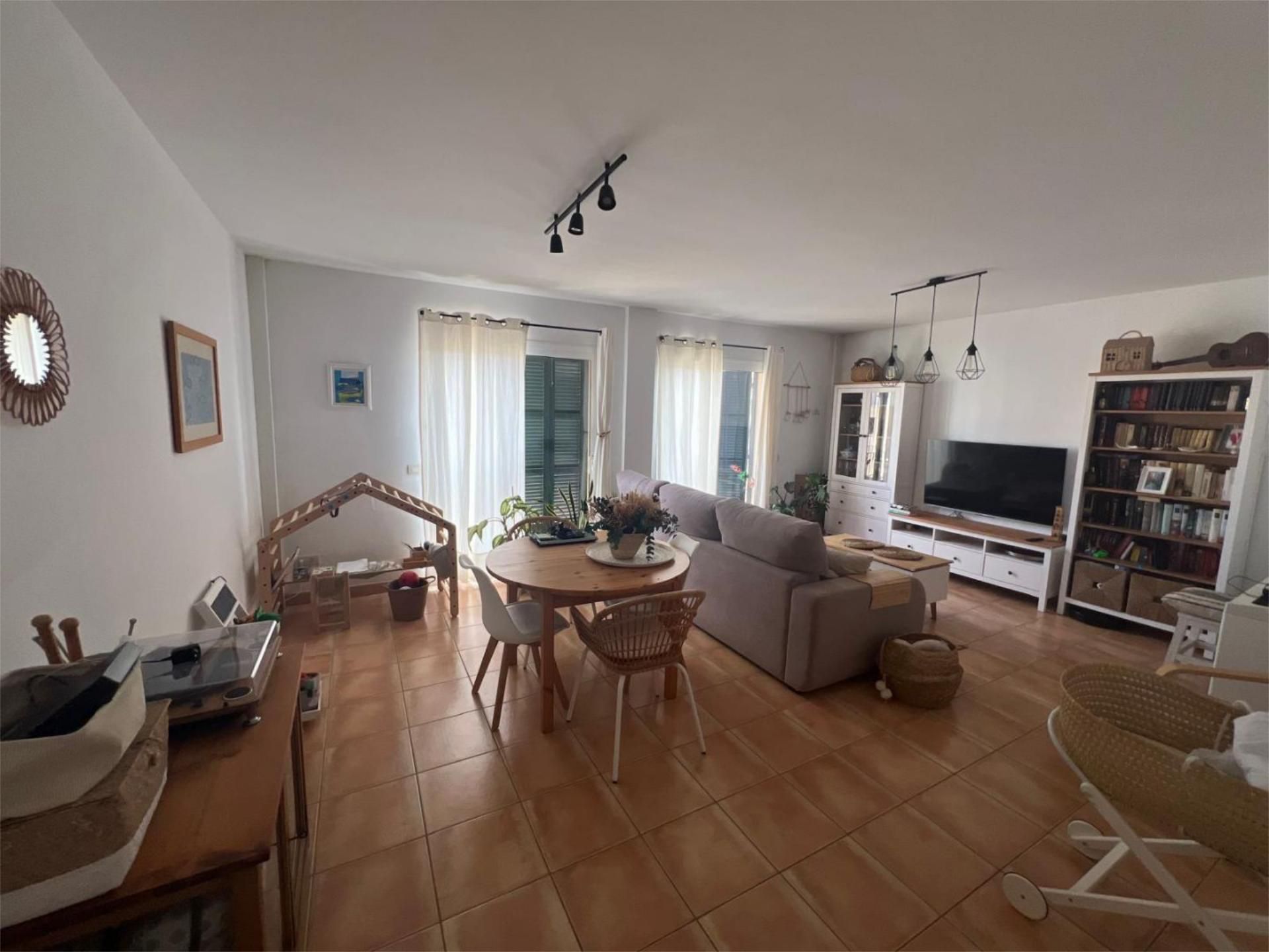 Flat for sale in Carrer Basílica, 1, Santa María del Camí Living room of Flat for sale in Santa María del Camí  with Air Conditioner and Balcony