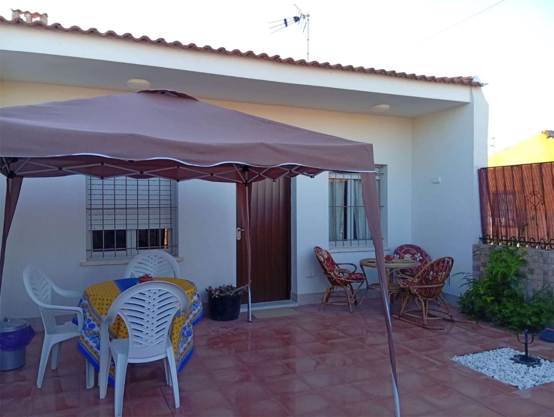 Einfamilien-Reihenhaus miete in Calle Alcorcón, 31, Santiago de la Ribera