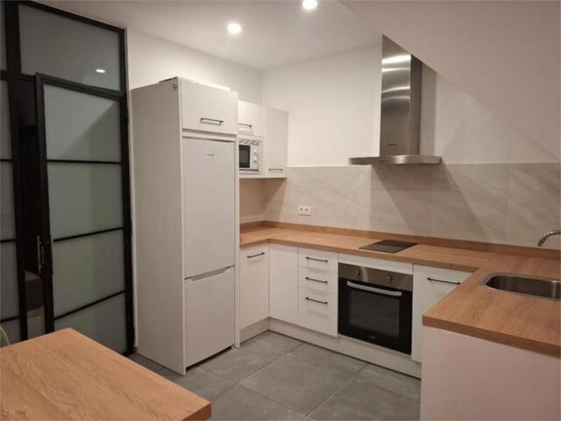 Cuina de Apartament de lloguer en Islantilla amb Moblat