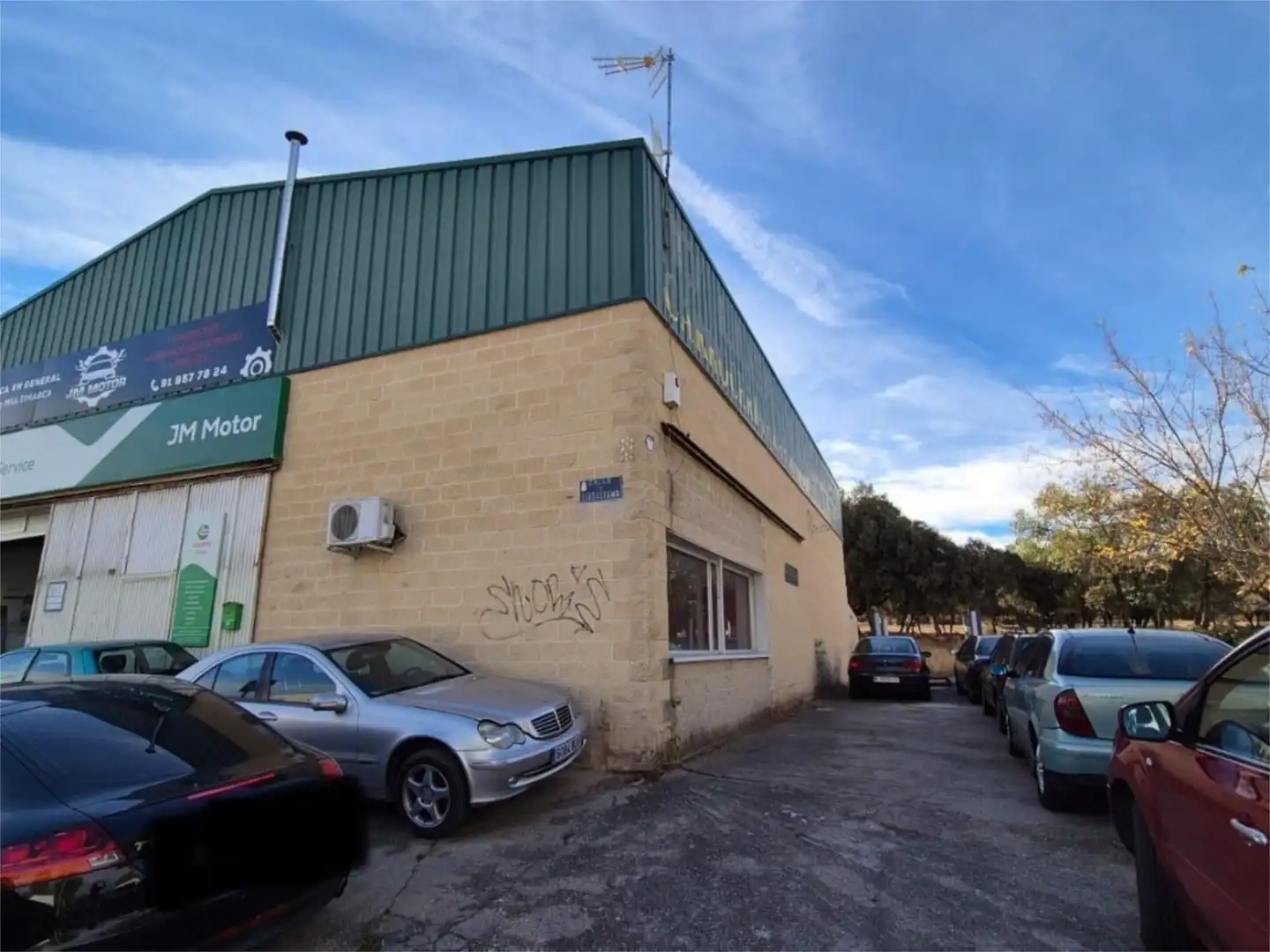 Nave industrial en venta en Calle de Guadarrama, 2, Polideportivo Colonia Vista exterior de Nave industrial en venta en Moralzarzal