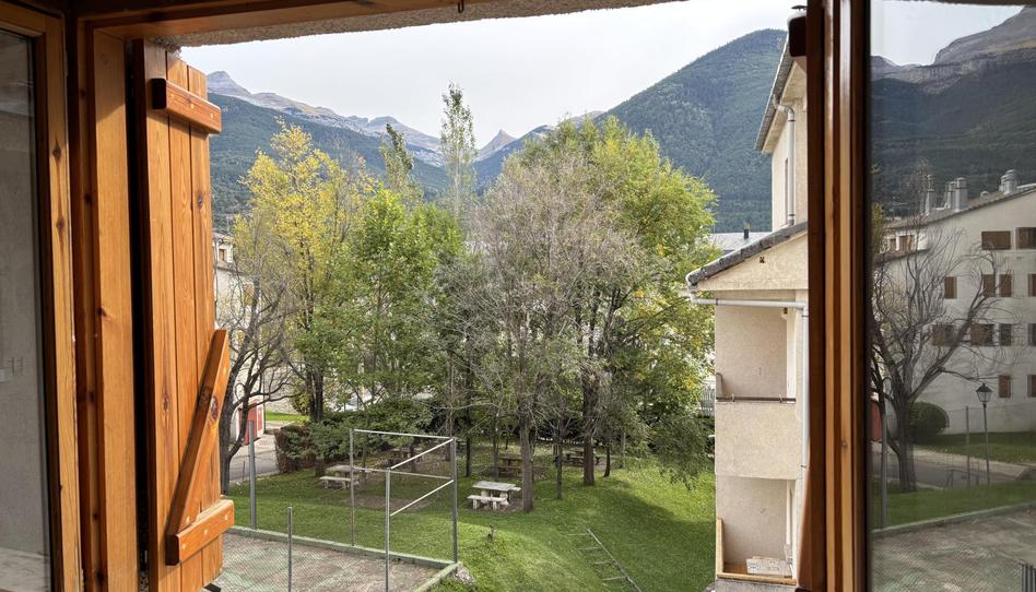 Foto 1 de Pis de lloguer a Calle Agustina de Aragón, 1, Villanúa, Huesca