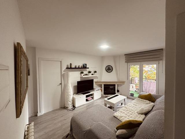 Piso en Venta en Urbanización Peñanevada I, 6 en Villalba Estación