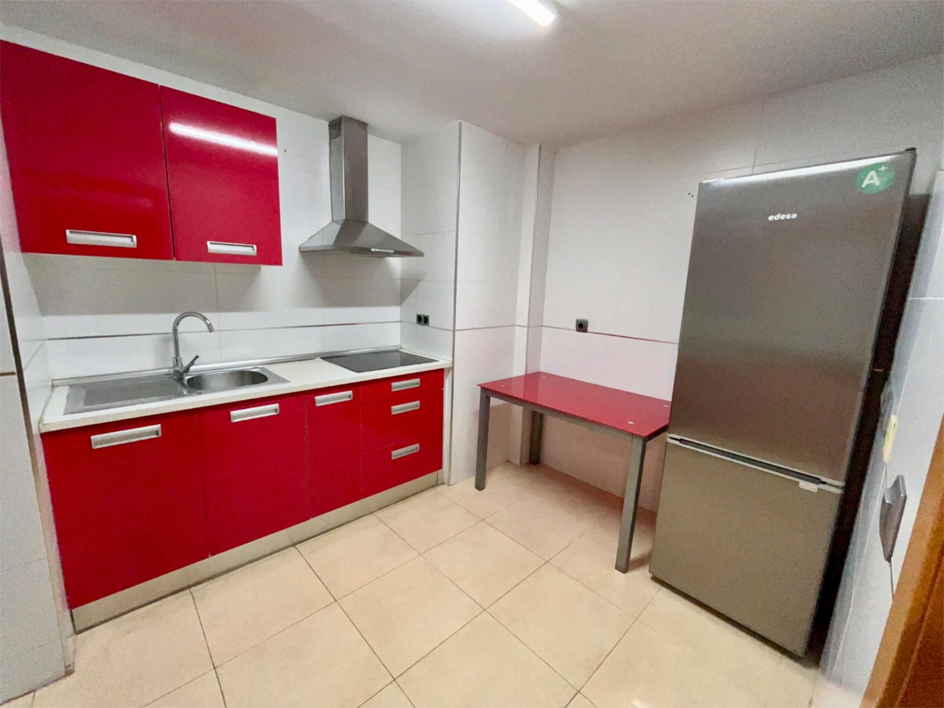 Cuina de Pis en venda en Roquetas de Mar amb Aire condicionat i Terrassa