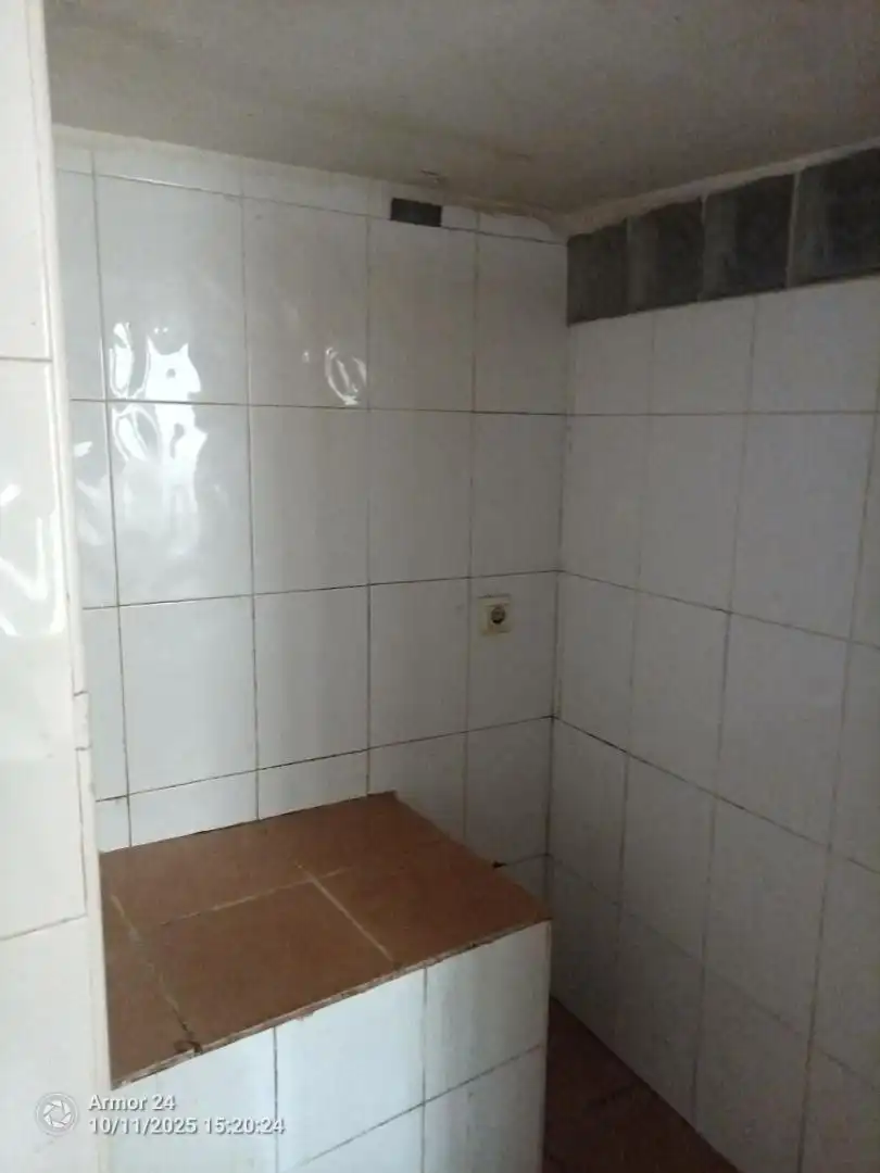 Bathroom of Storage room for sale in  Logroño