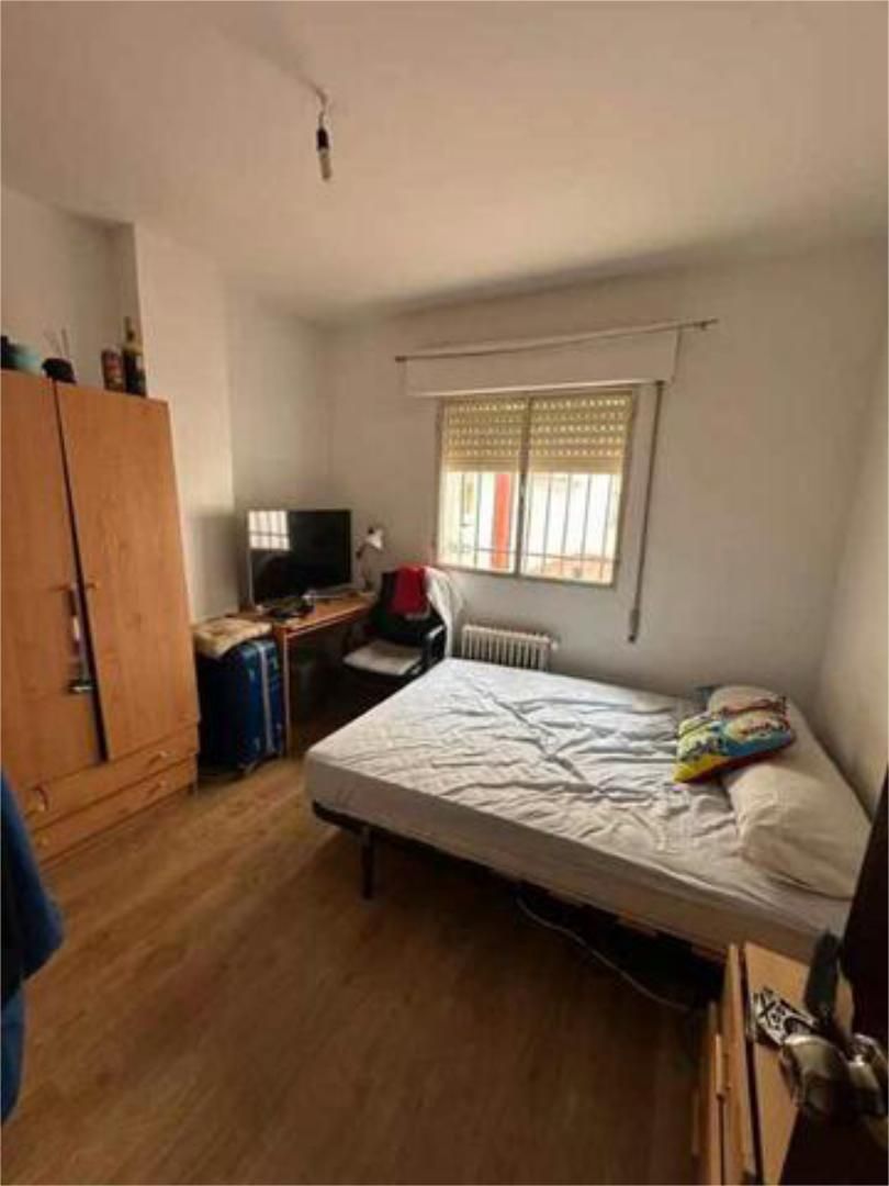 Pis per a compartir a Pardaleras Dormitori de Pis per a compartir en Badajoz Capital amb Calefacció, Terrassa i Moblat