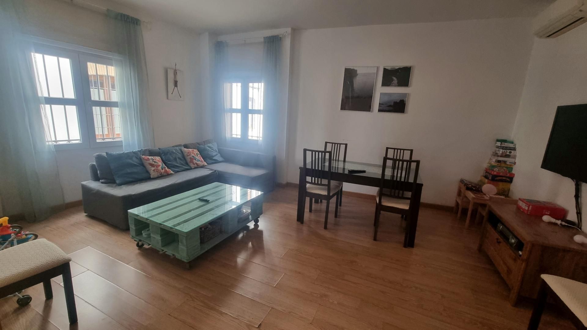 Flat for sale in Calle Corazón de Jesús, 11, Úbeda Living room of Flat for sale in Úbeda  with Air Conditioner