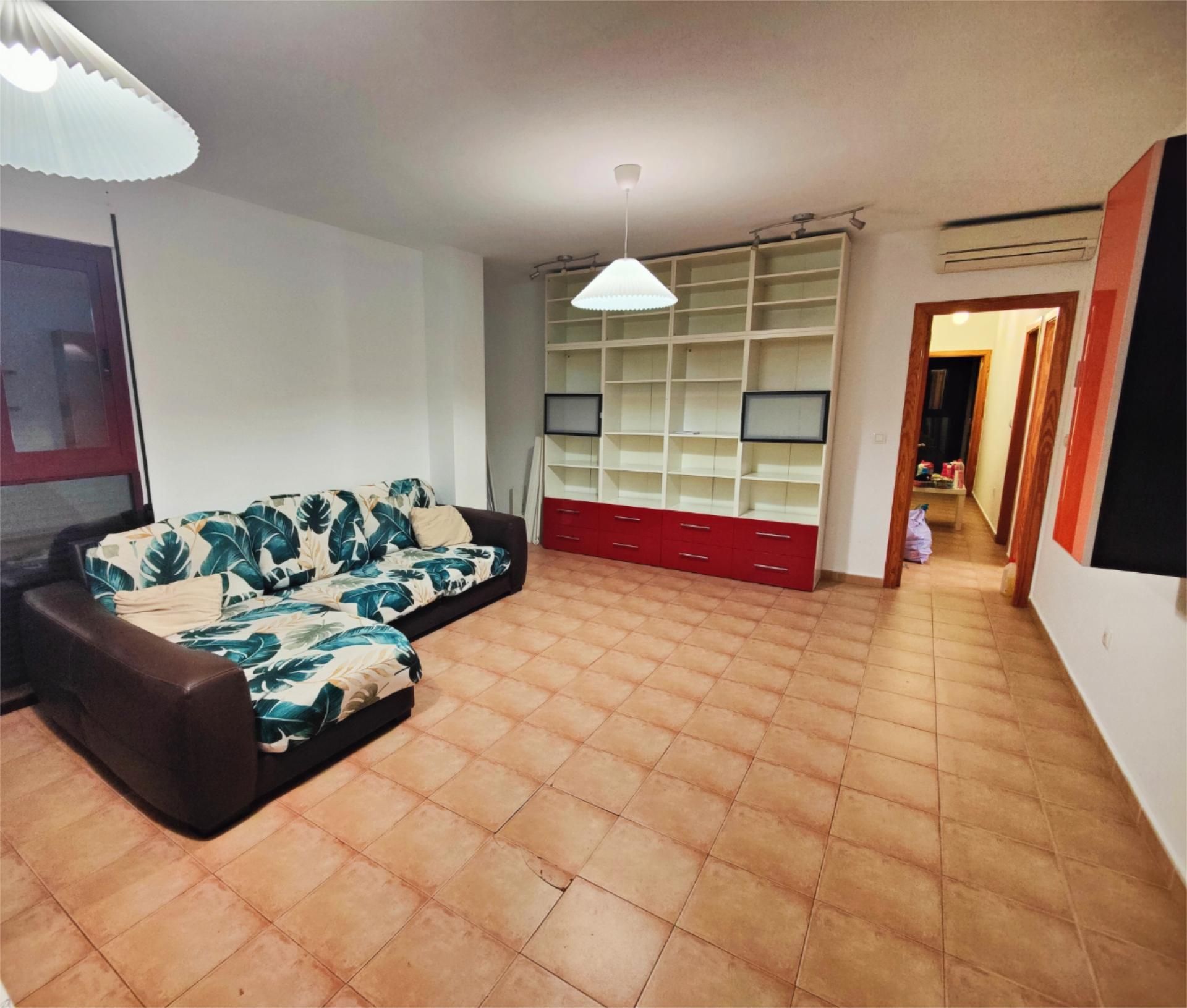 Living room of Flat to rent in  Murcia Capital  with Air Conditioner, Heating and Storage room